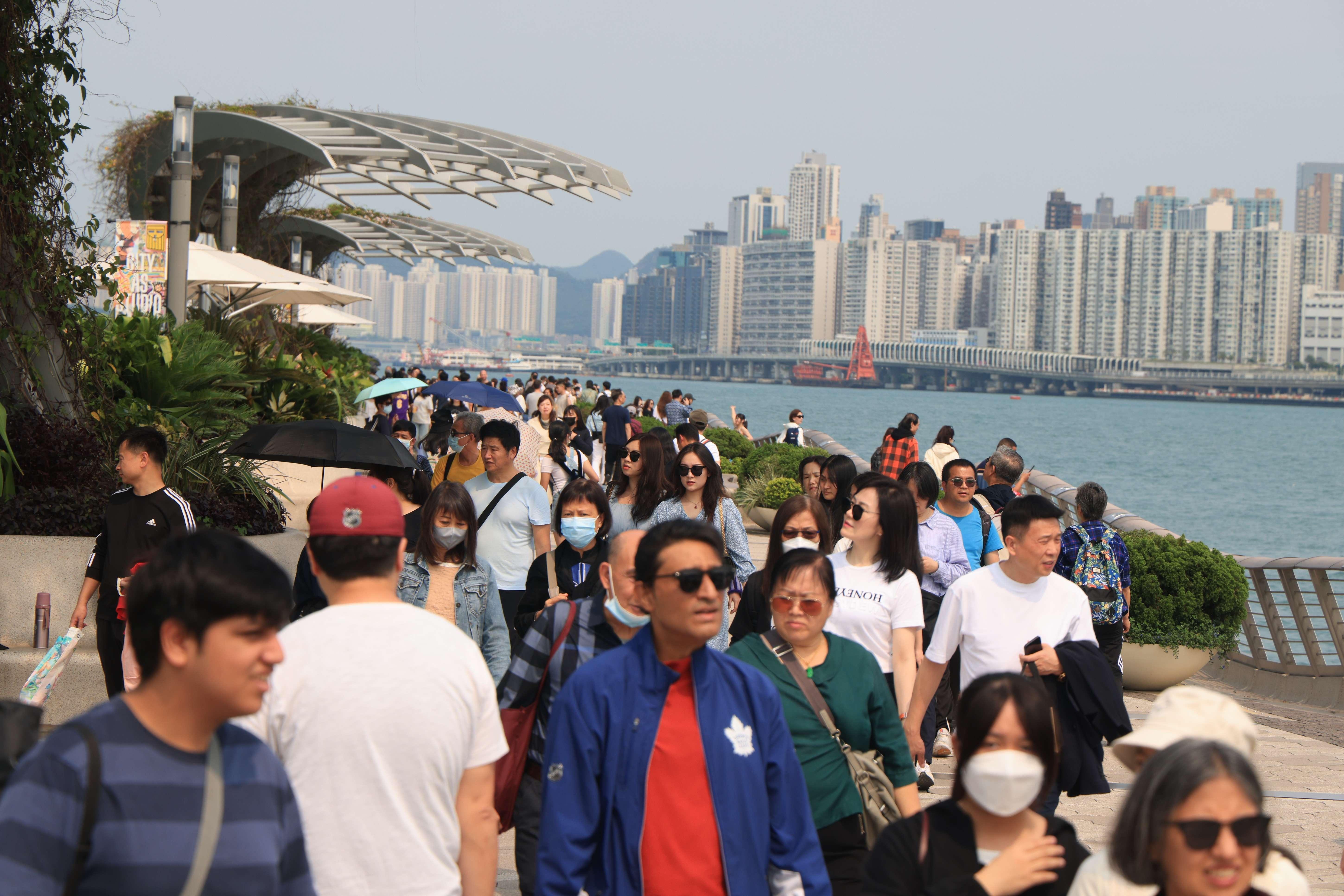 香港旅遊業逐步復甦。