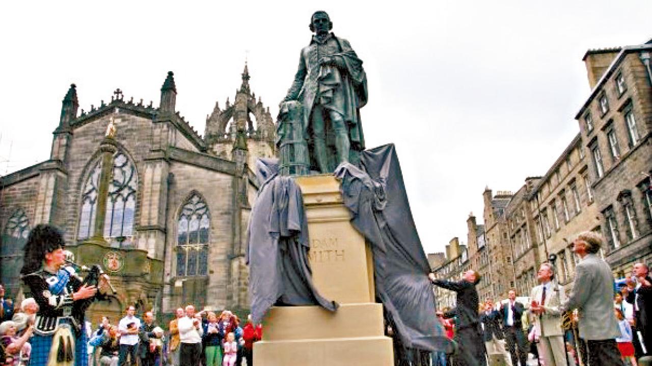 有關亞當史密的流行誤解