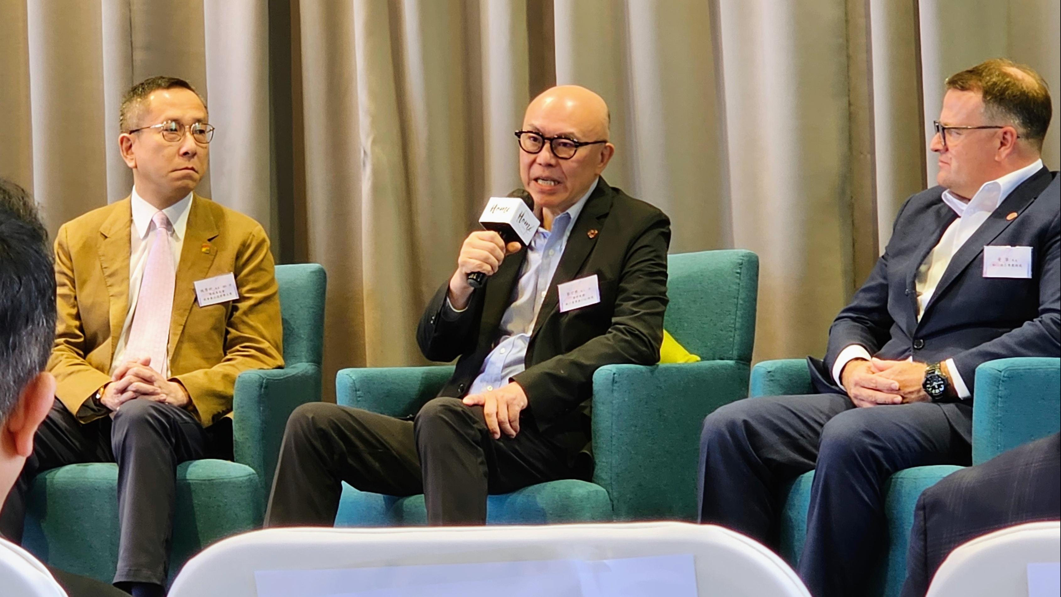 青年宿舍丨荃灣西如心酒店夥香港菁英會推Home² Youth Hostel 華懋蔡宏興：年輕人放心安居 再為人生拚搏