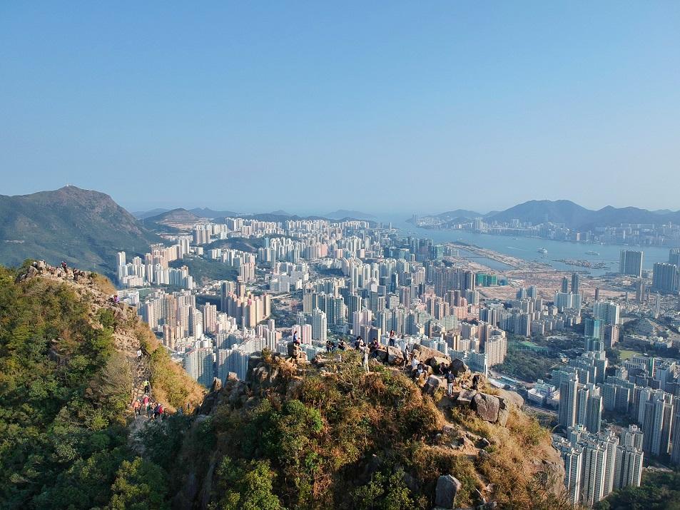 兩女結伴行獅子山失聯 同伴虛驚一場