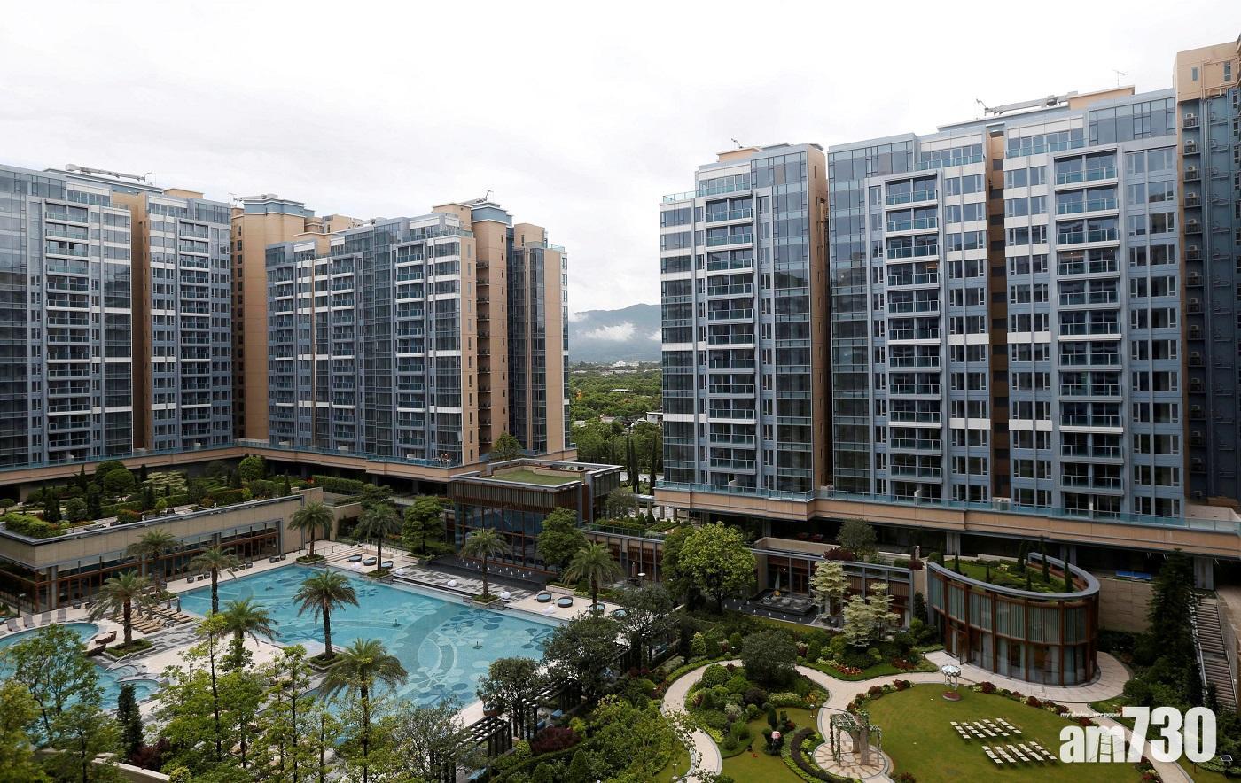 元朗Park YOHO Genova中層兩房連儲物房單位，最新以715萬元易手，原業主持貨6年，帳面蝕14.2萬元離場。