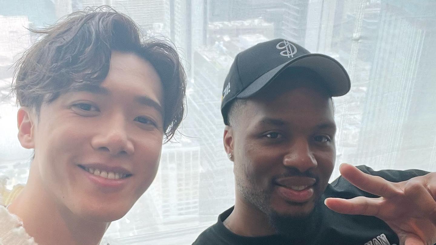 Stanely@MIRROR曬與利拿特合照  抵死問Edan：見唔見到佢笑得幾開心