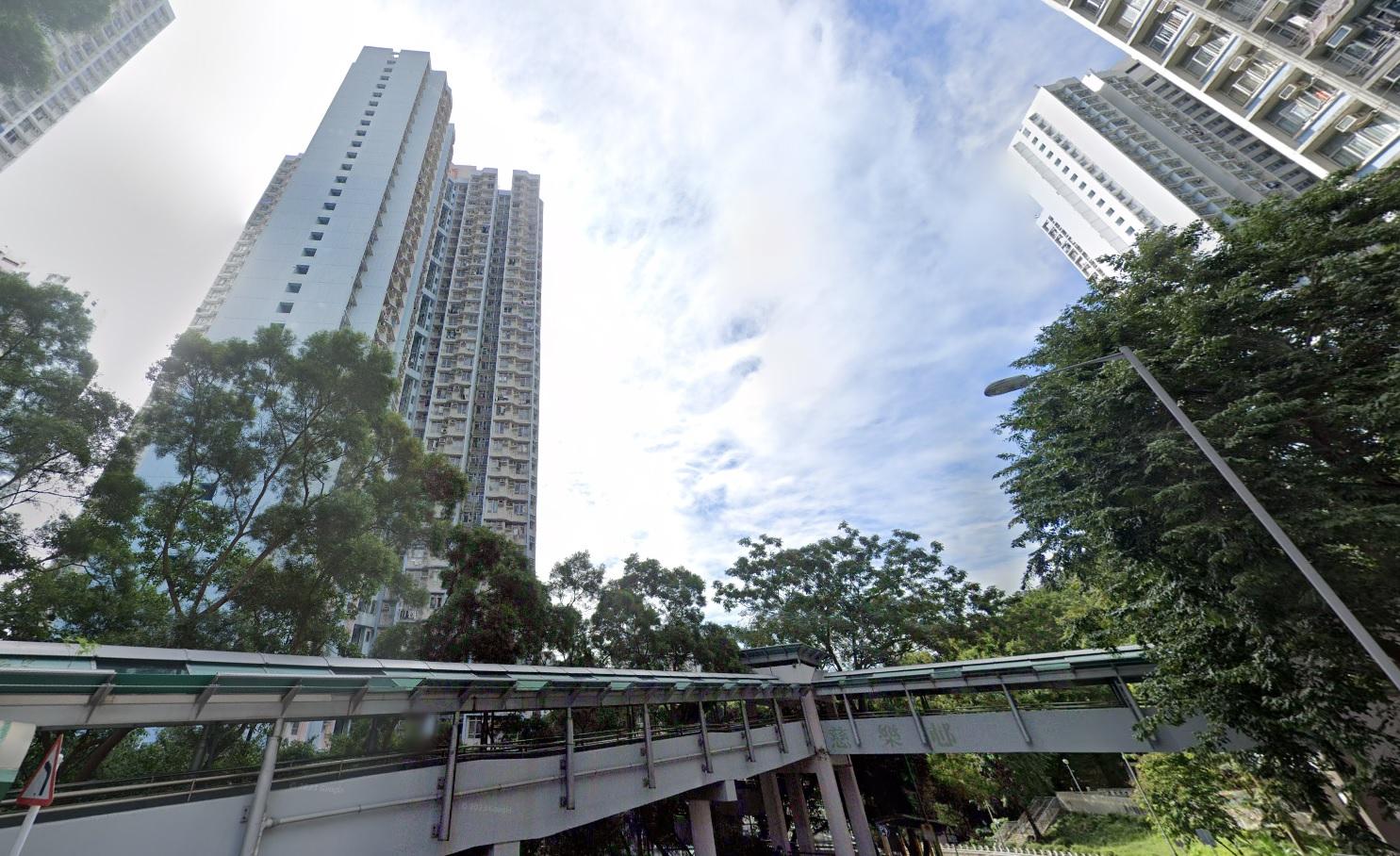 慈雲山男子墮樓倒卧花槽 昏迷送院搶救