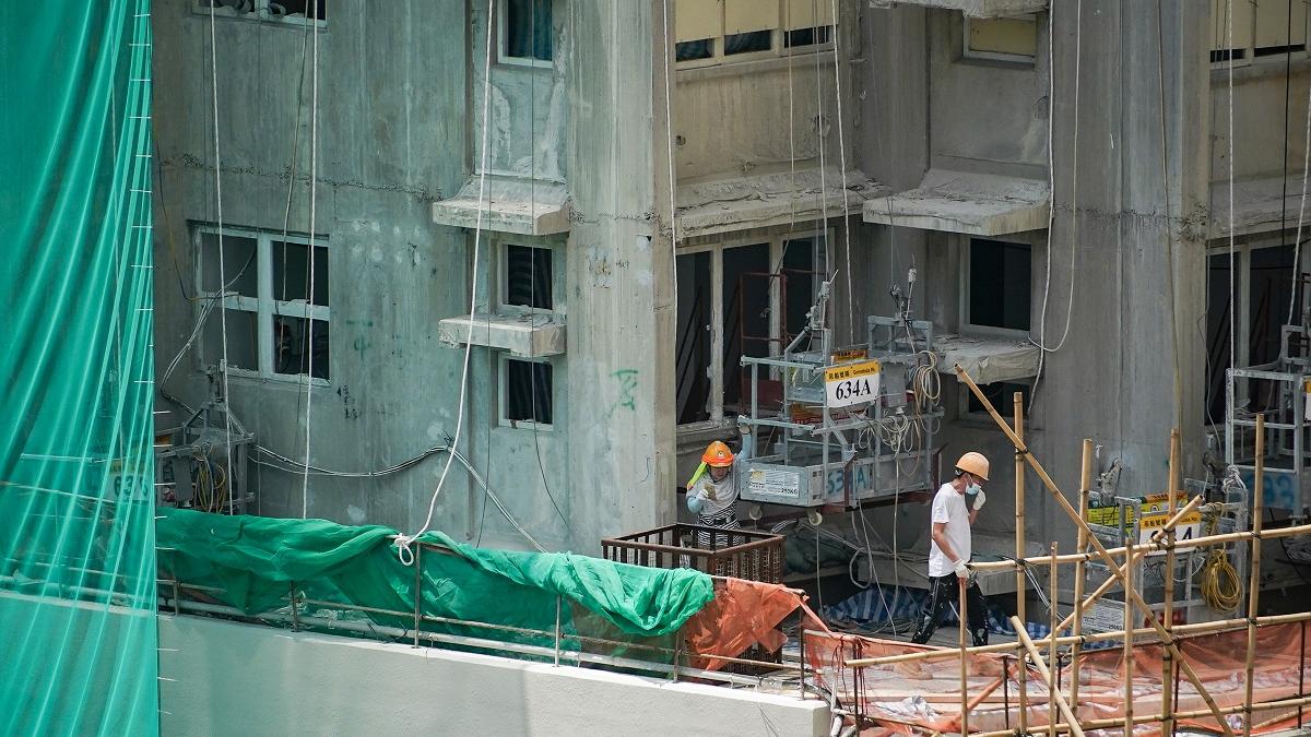 當局預計建造業1.2萬名外勞配額明年會用盡。(資料圖片／李睿哲攝)