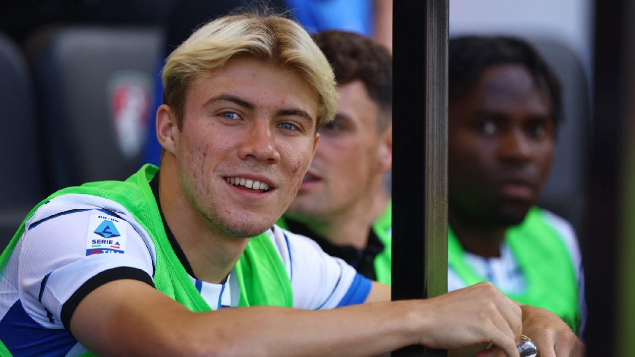 轉會消息｜曼聯7.2億簽丹麥「夏蘭特」