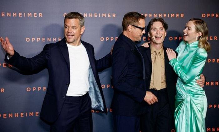 奧本海默｜羅拔唐尼攬演員宣傳 巴黎首映搞喊影評人 