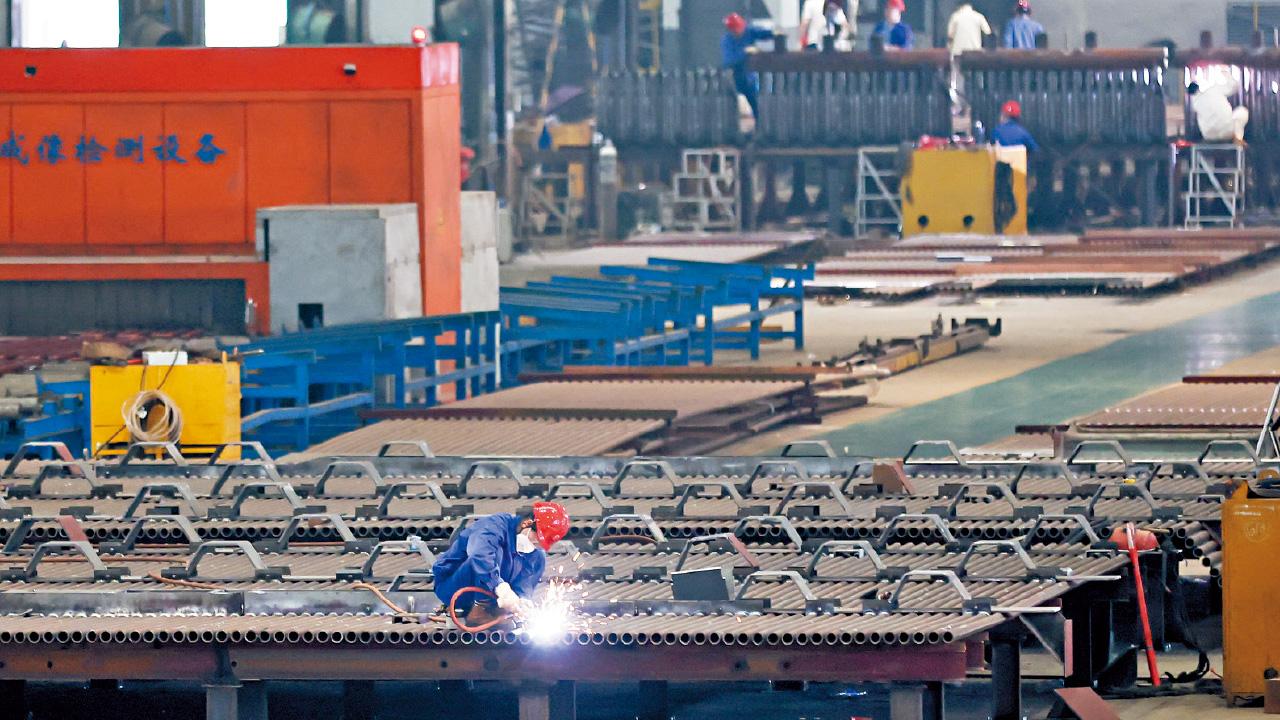 靜候放水｜上半年增長5.5% 遜預期 分析憂中國全年難保五