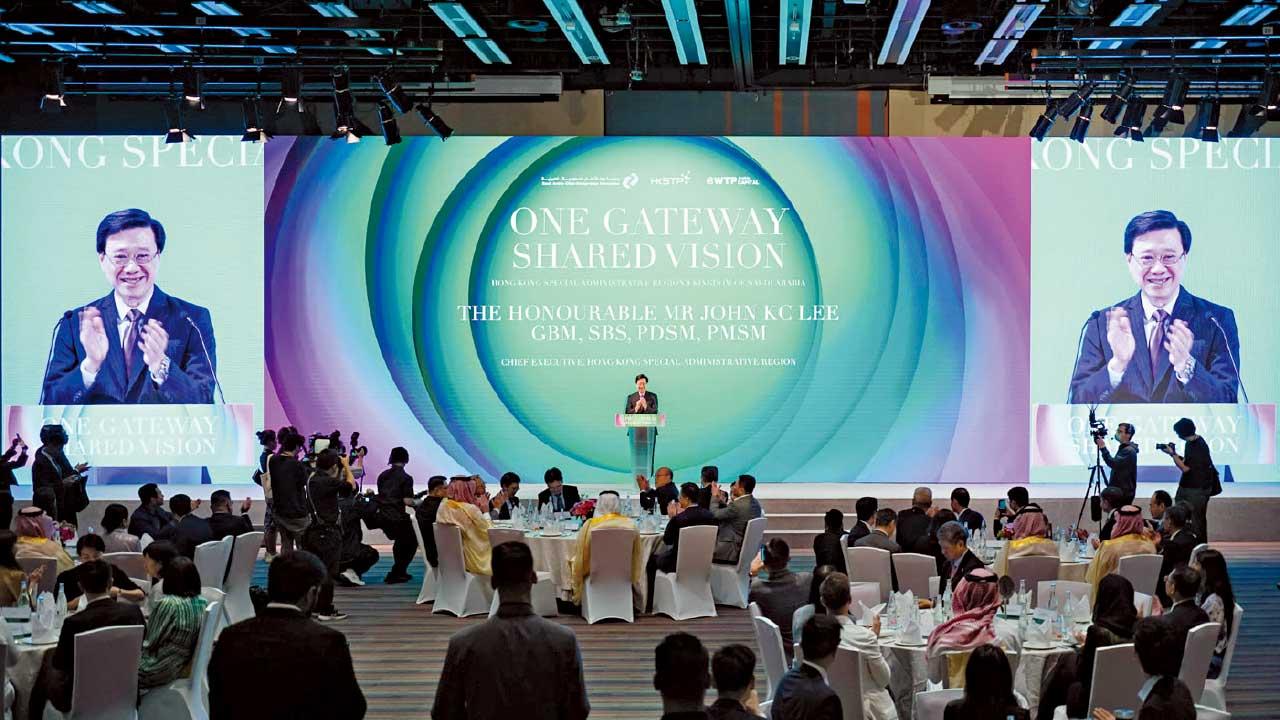 李家超：批出人才申請超目標  二千公屋早6個月上樓