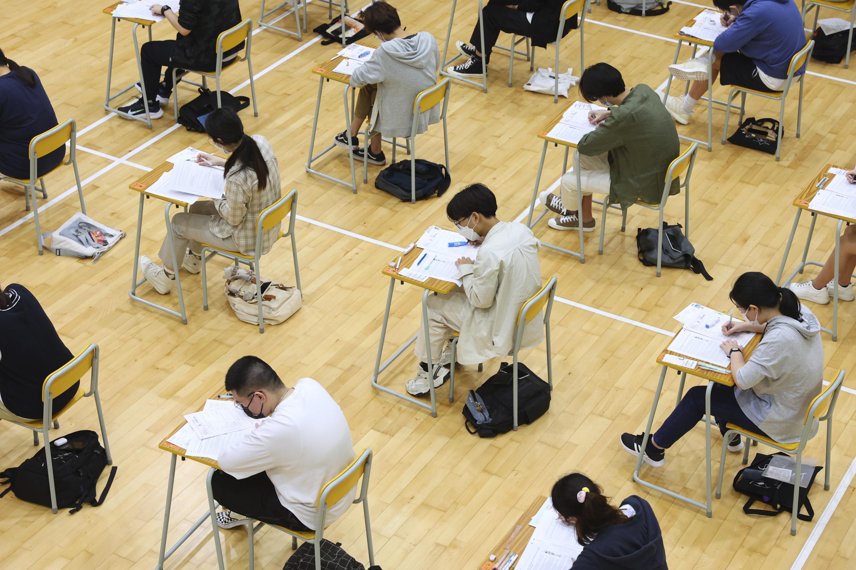 香港電腦學會指，各行業對資訊及通訊科技業人材渴求，年輕人投身ICT行業發展事業大有可為。
