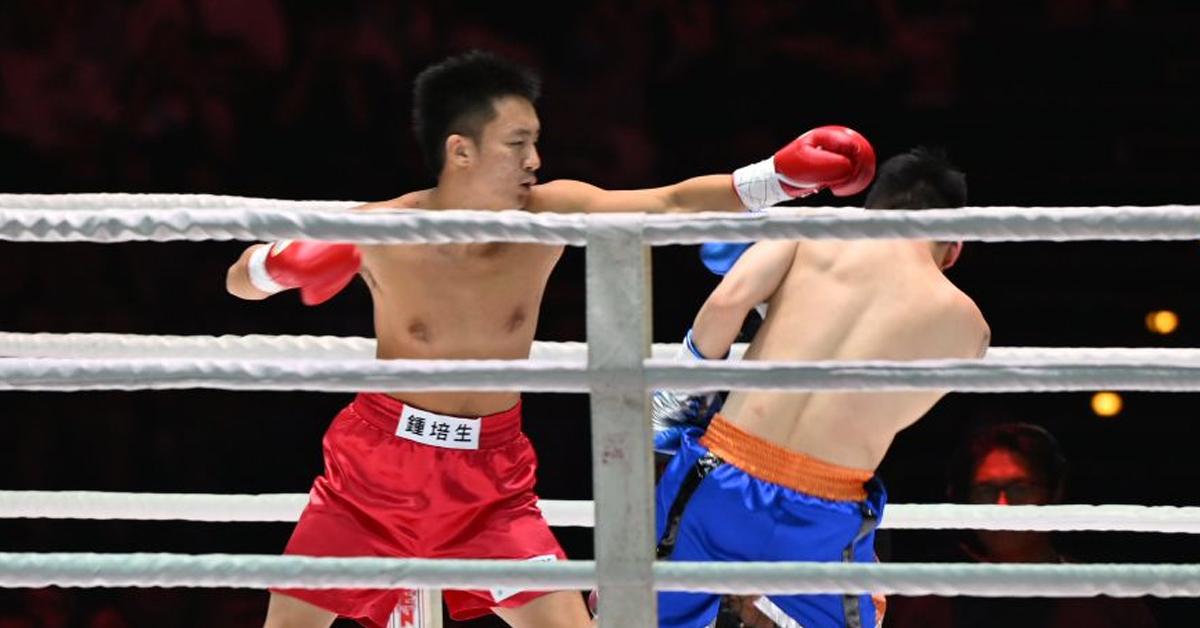 鍾培生Toyz對賽｜鍾培生晒後台喪打片 KO完Toyz仲勁好精力