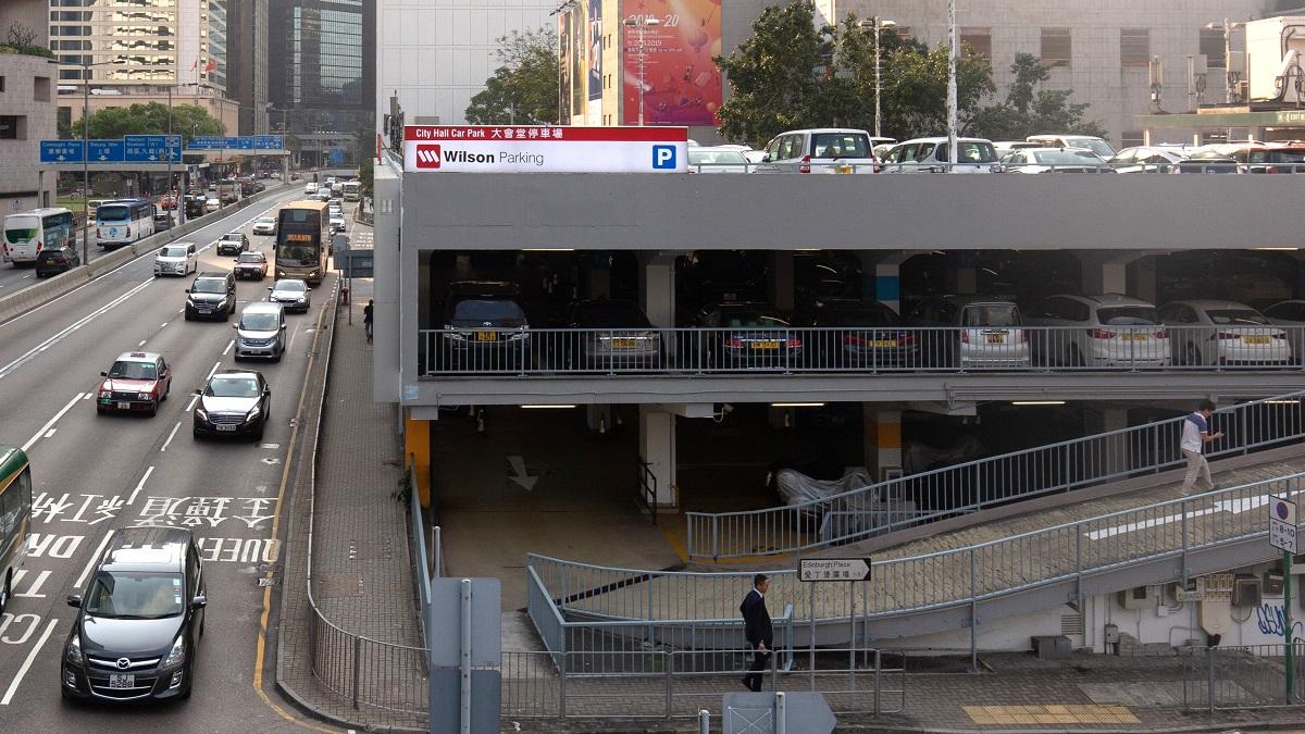 大會堂停車場8月1日起加價。(資料圖片／蘇文傑攝)