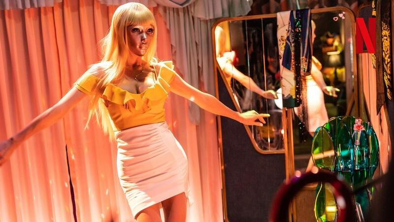 假面女郎｜神還原19禁網漫 衝上香港Netflix排行榜首位