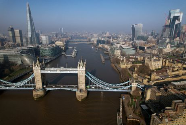 移民英國｜英國最好最壞機場名單出爐 一機場劣評如潮墊底 另一機場安檢要半個鐘冠絕全英