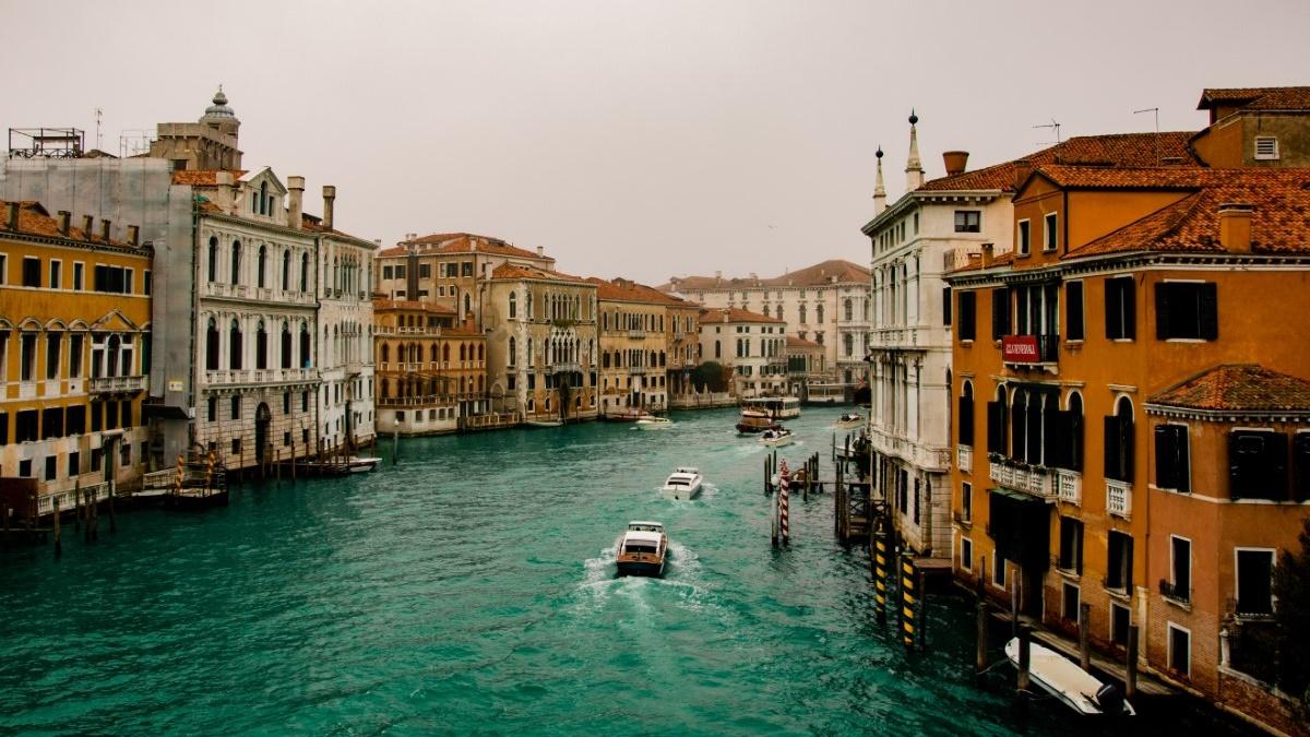 威尼斯列入世界文化瀕危遺產，教科文組織：海平面上升和旅客過多等因素。(網上圖片)