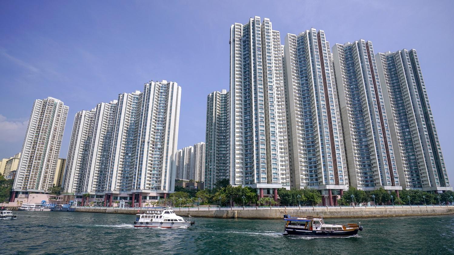 二手樓交投淡靜，新盤發展商以超低價推盤，令二手私樓轉手獲利比率持續向下。(資料圖片)