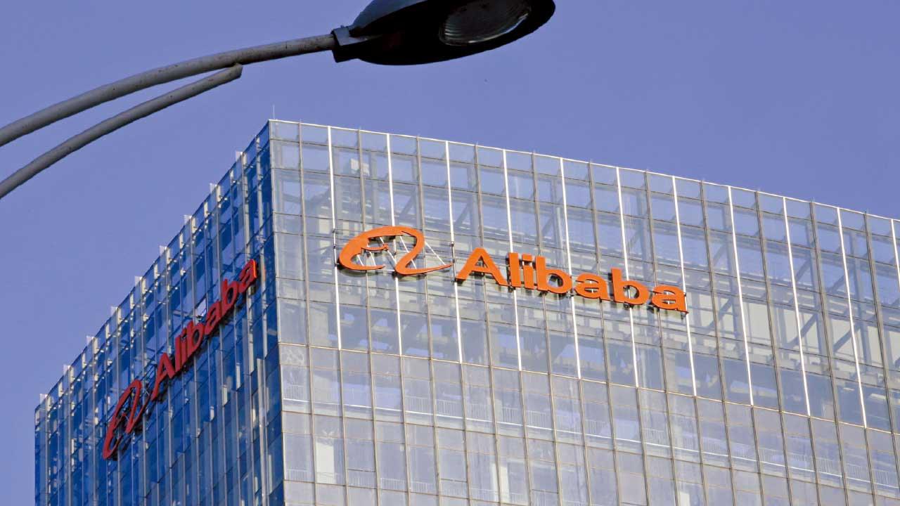 外圍衝高｜上季多賺五成 勝預期 阿里績優 六大業務齊報捷