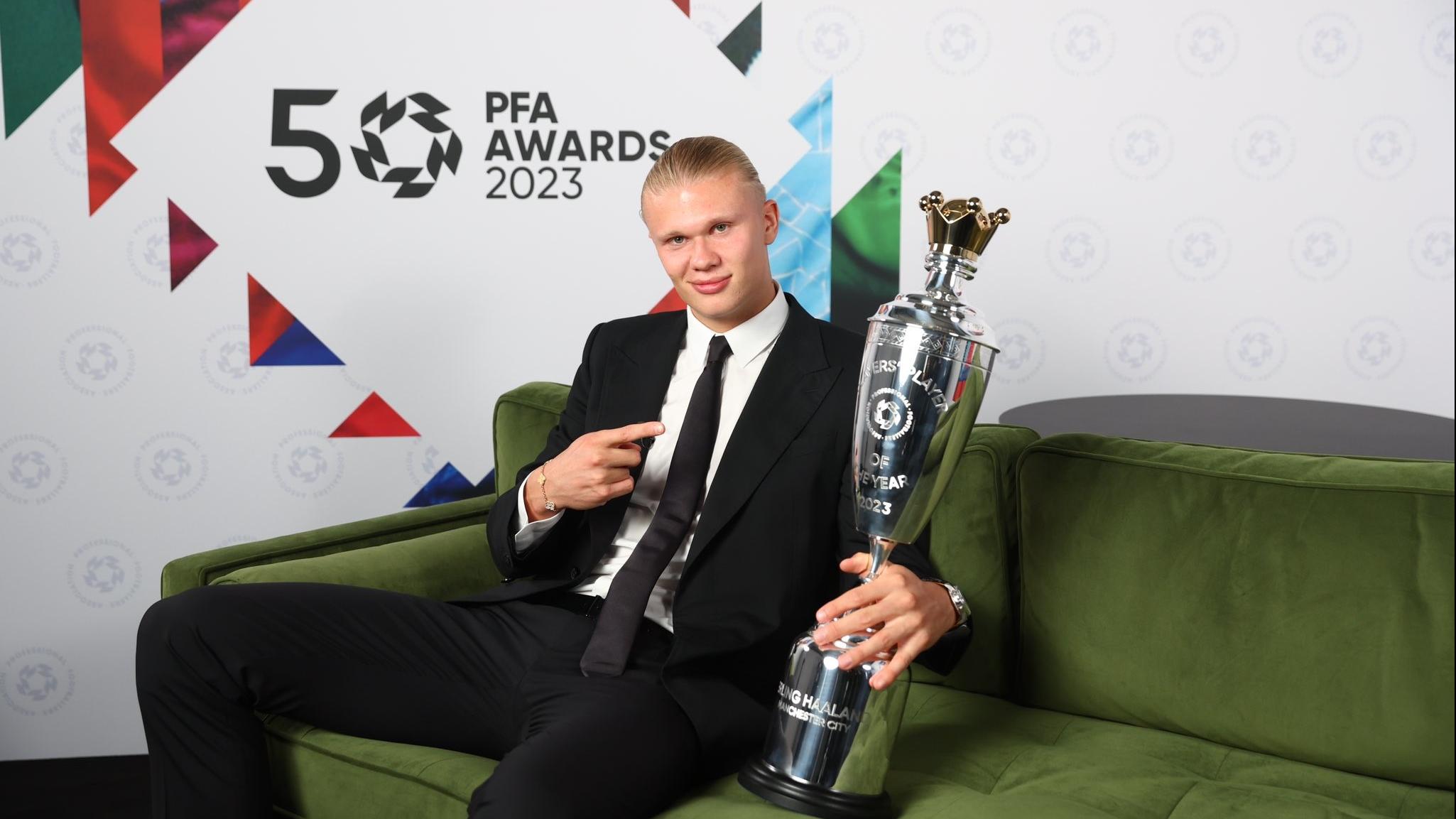 夏蘭特成為英格蘭球員先生。(夏蘭特X)