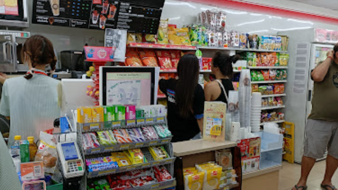 華女大學生 曼谷便利店遇中東男搭訕 突意識模糊 疑是迷魂黨 全靠一件事甩身