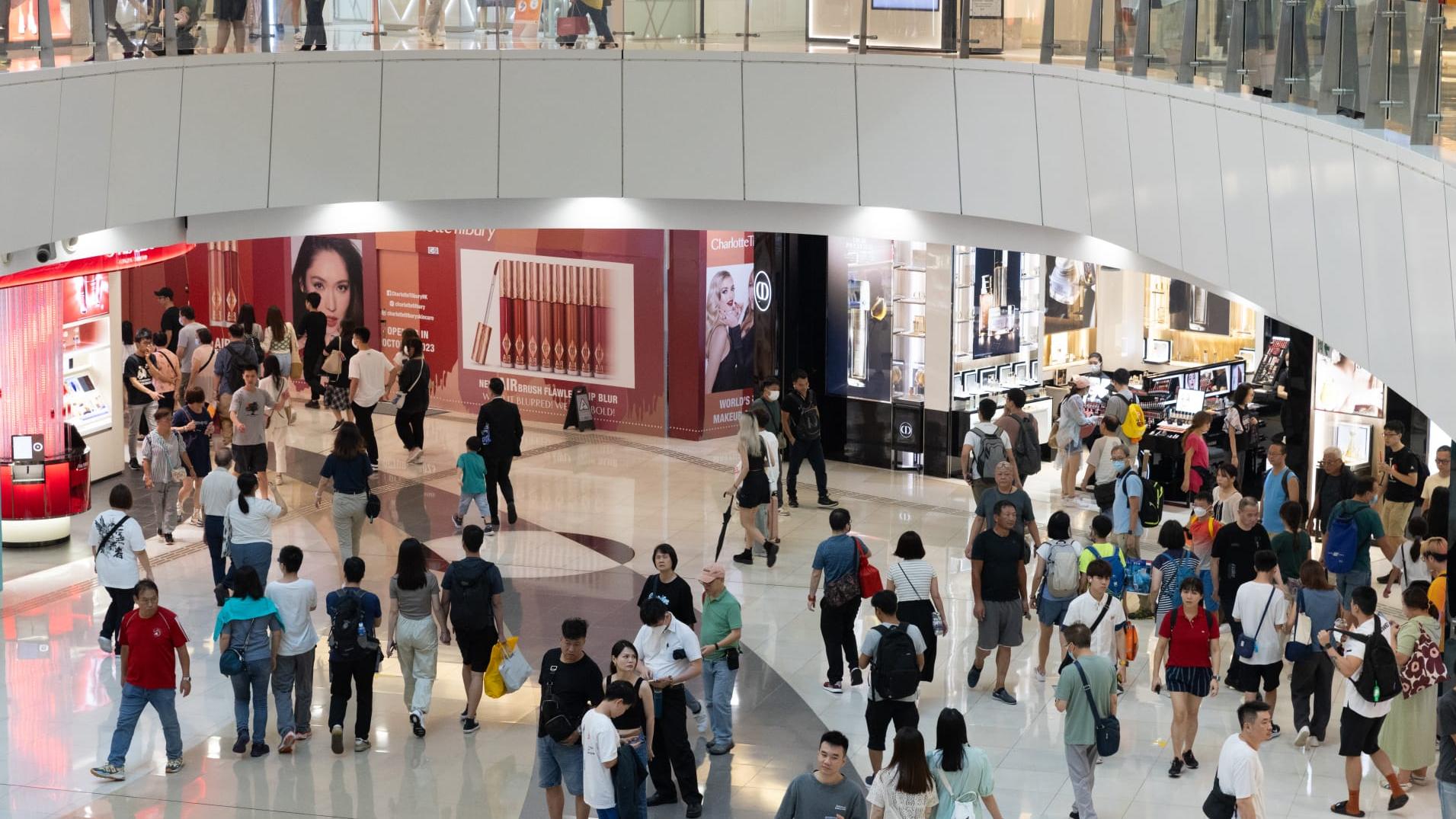 市民屆時用指定消費工具消費滿200元，即可獲發電子優惠券。(資料圖片)