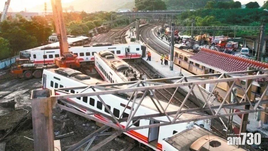 台鐵普悠瑪號列車於2018年10月21日在宜蘭縣出軌翻車，造成18人死亡 (資料圖片)