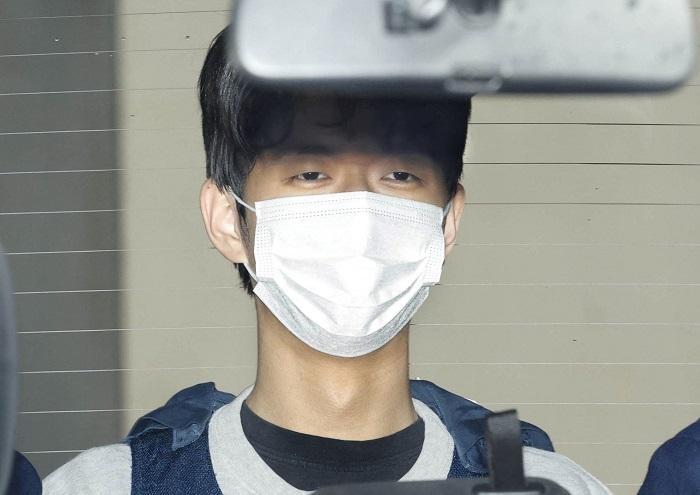 向岸田文雄投擲爆炸品的疑兇木村隆二。(資料圖片)