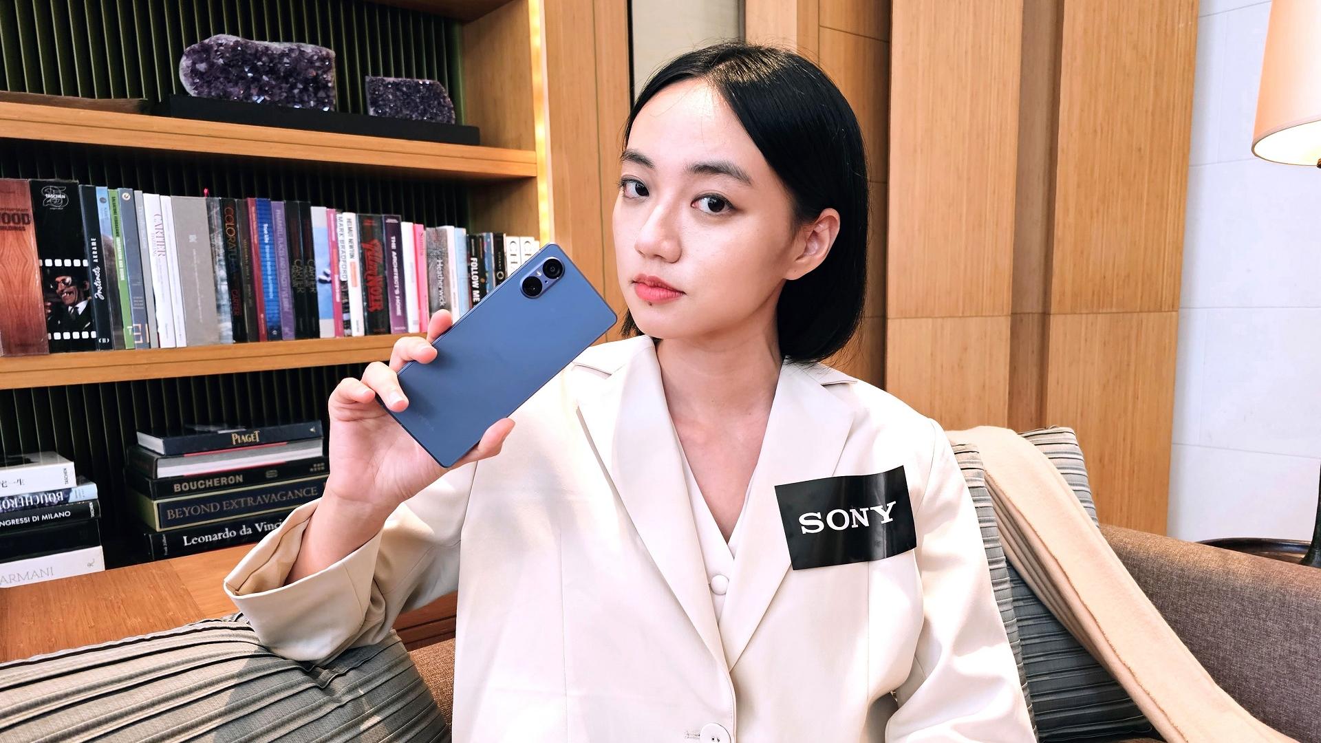 5G輕旗艦丨內置Video Creator 雙鏡三焦段 搭載S8 Gen 2 買Sony Xperia 5 V行貨送耳機 