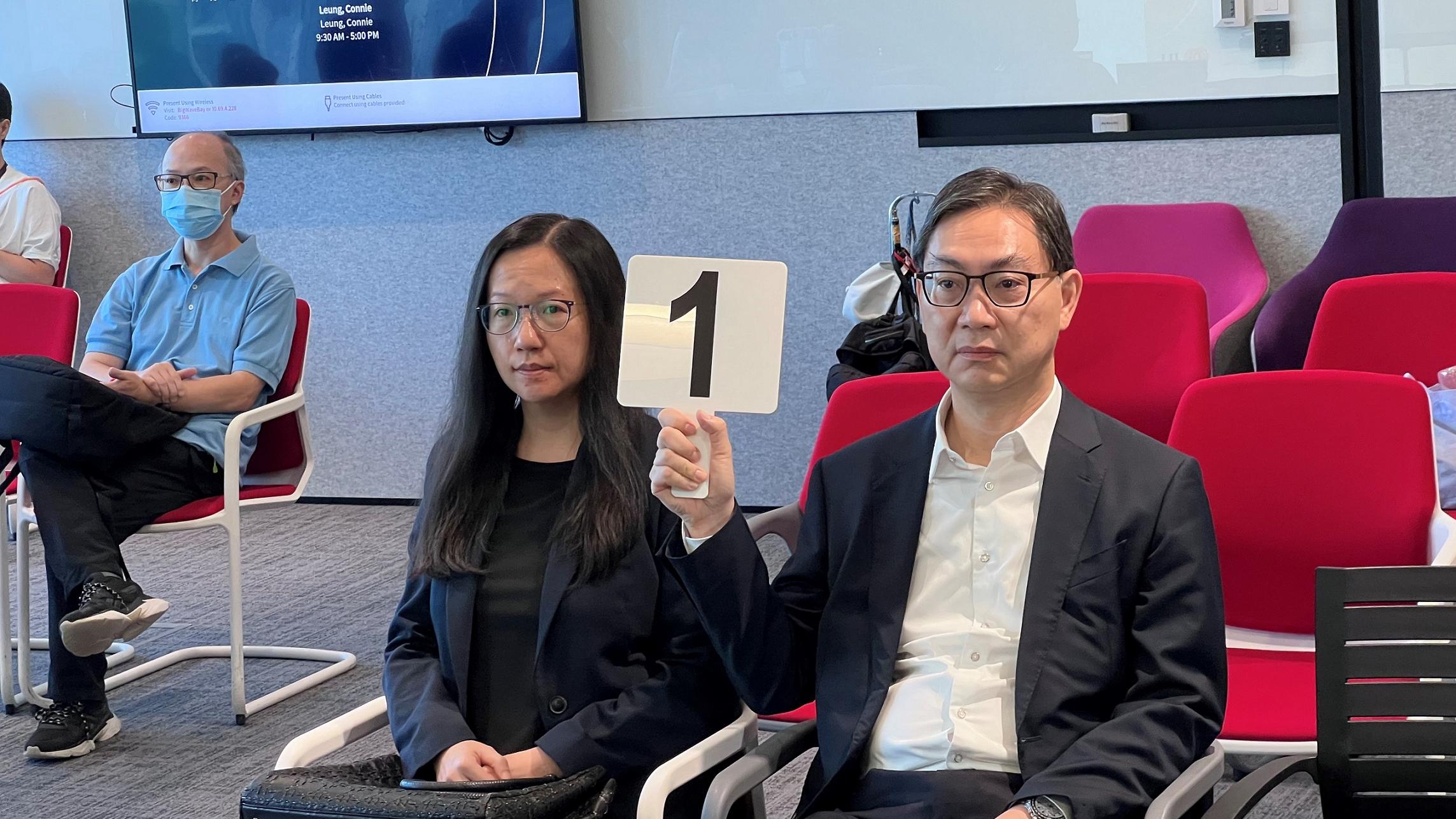 恒基和太古地產以63.1億成功統一鰂魚涌一系列舊樓，成歷來最貴強拍項目。