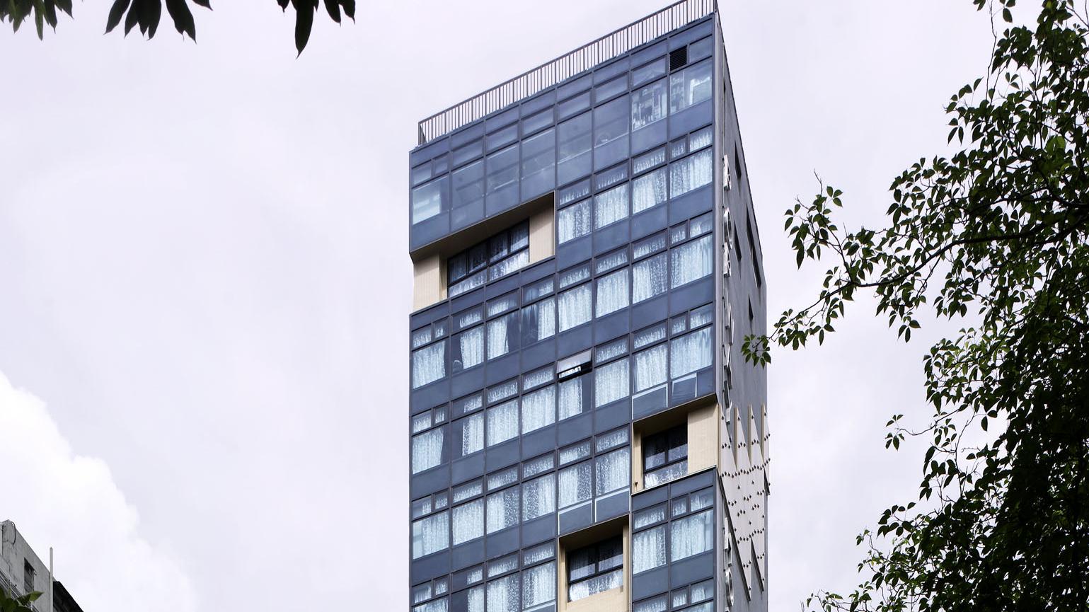 尖沙咀珀薈酒店以意向價約3.8億元放售，截標日期為11月15日。