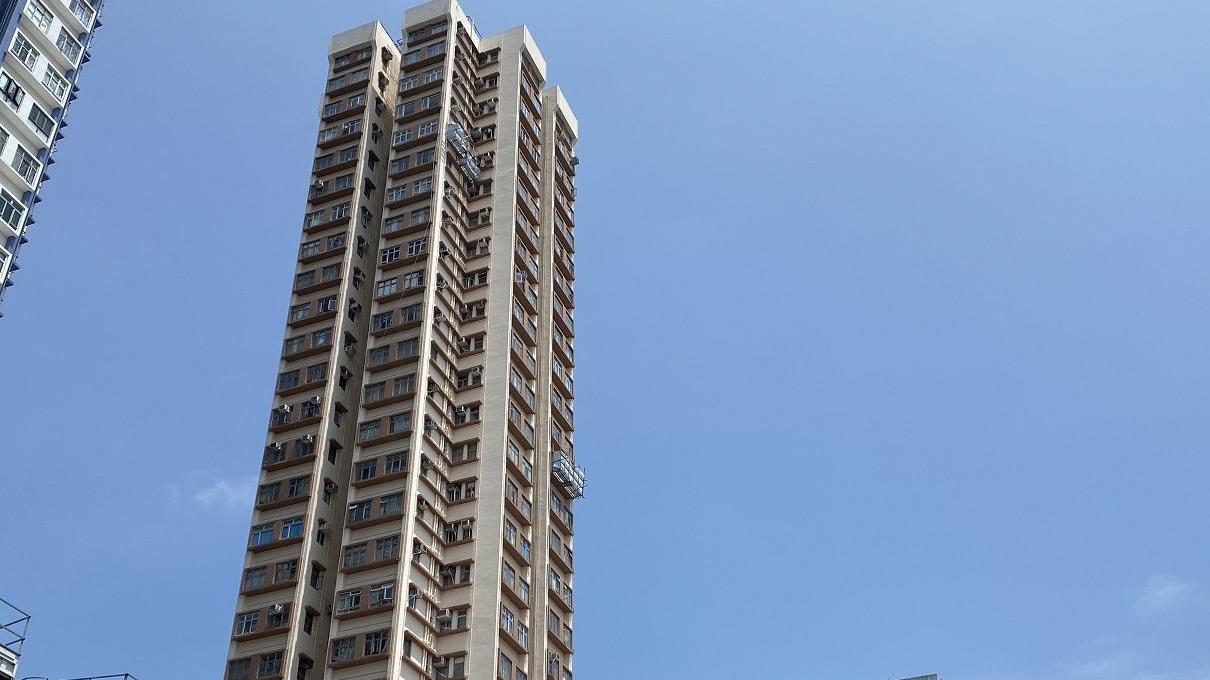 屯門單幢物業「置樂三寶」之一的麗寶大廈，近日獲外區首置客入以268萬元，入市一伙高層海景一房戶，屬稍低市場價成交。