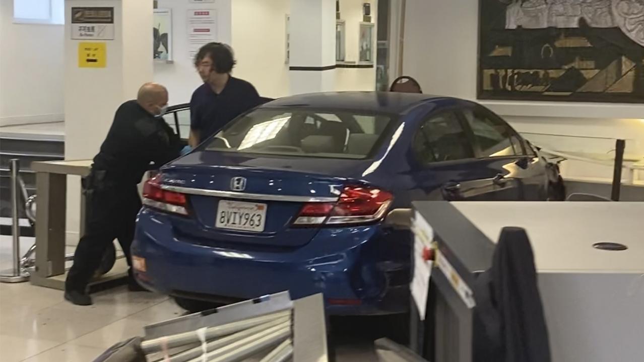 三藩市確認襲擊中國駐三藩市總領館司機為31歲華裔男子。(AP)