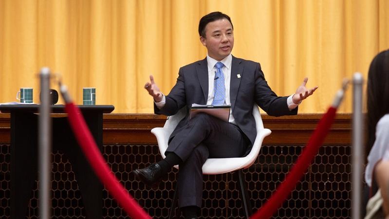 據報港大校委會通過組成調查委員會　江樂士擔任主席查張翔