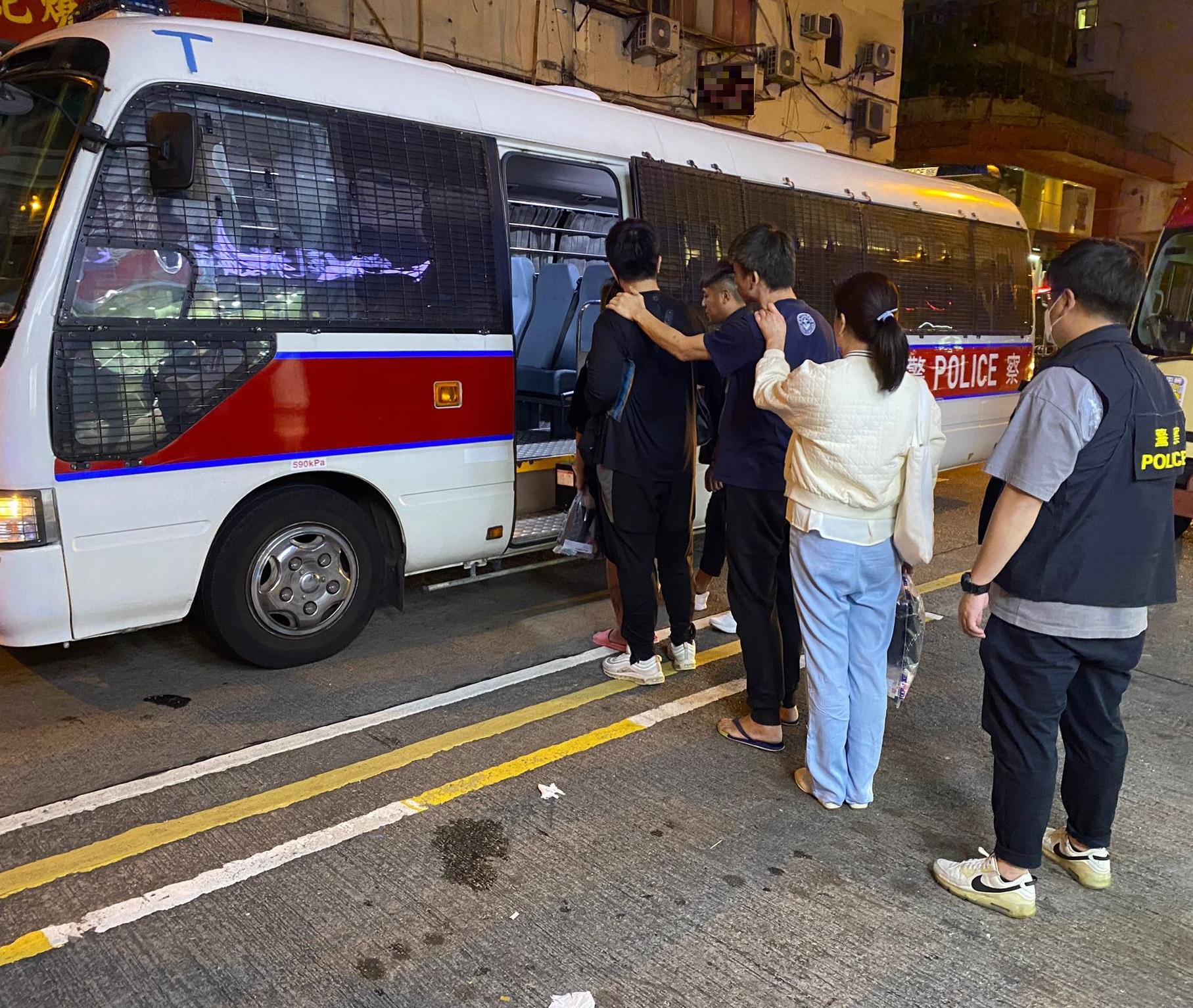 警反黑組搗非法釣魚機賭檔拘5人檢1500元賭款