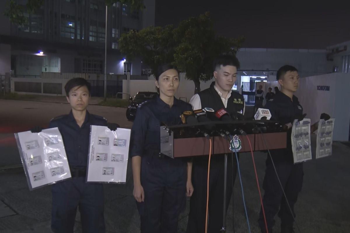 入境處和警方聯合行動，到將軍澳工業邨拘捕14名黑工。(電視截圖)