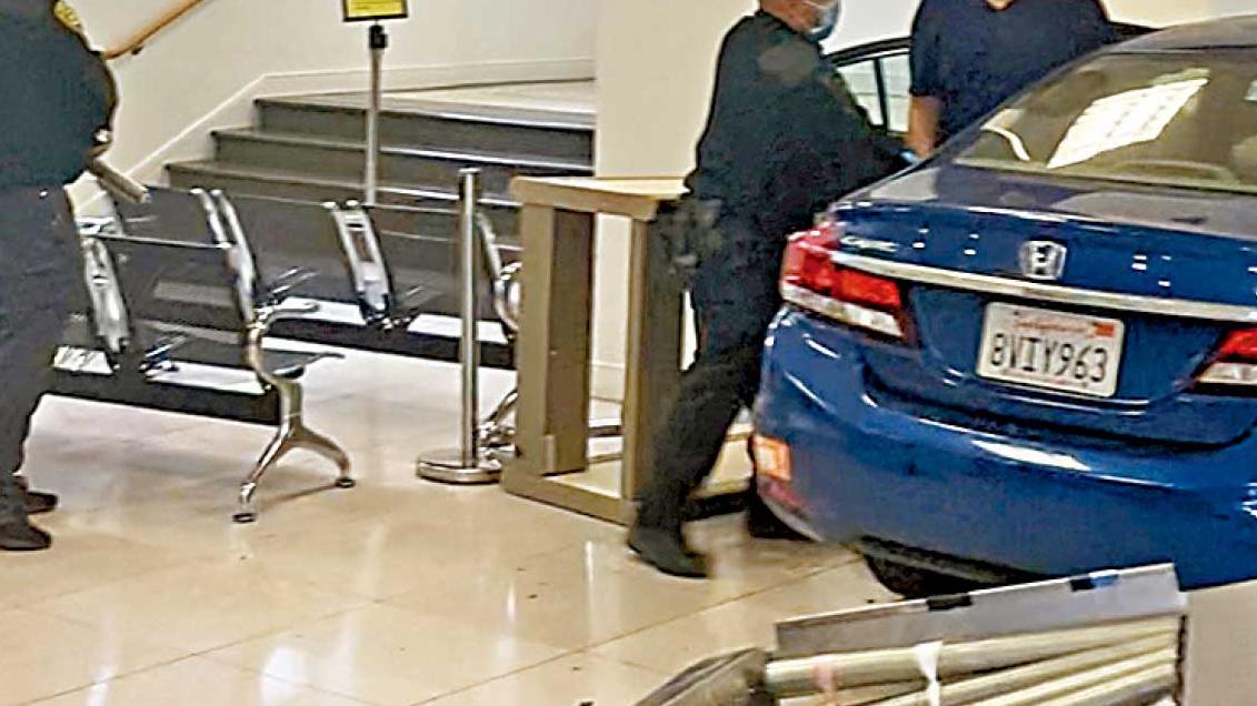 亞裔男駕車衝入叫囂被擊斃 三藩市中國總領館遭撞擊