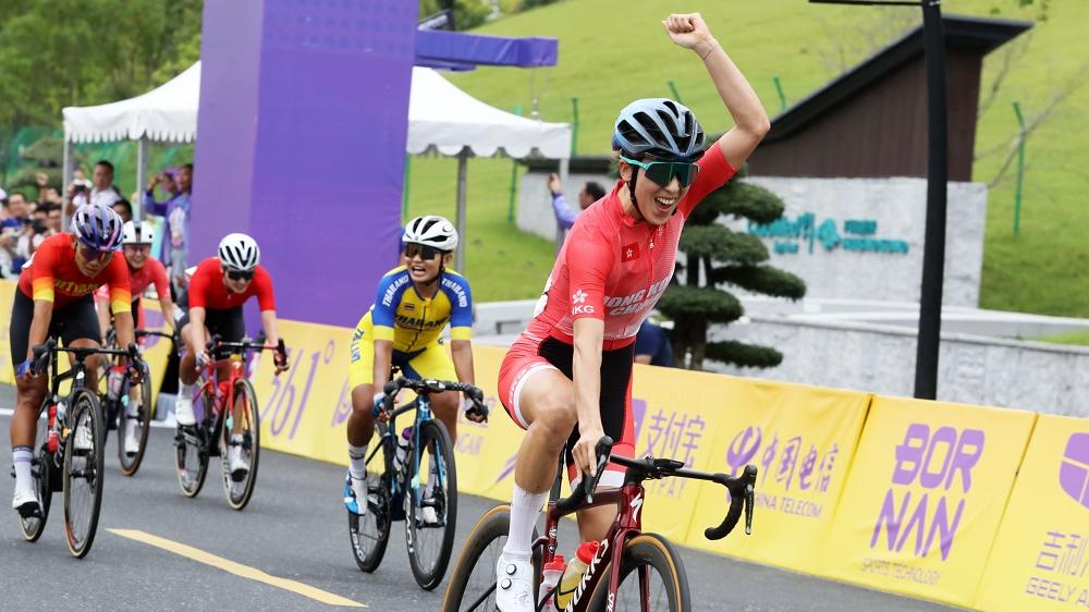 楊倩玉在女子公路單車奪得冠軍。(港協暨奧委會圖片)