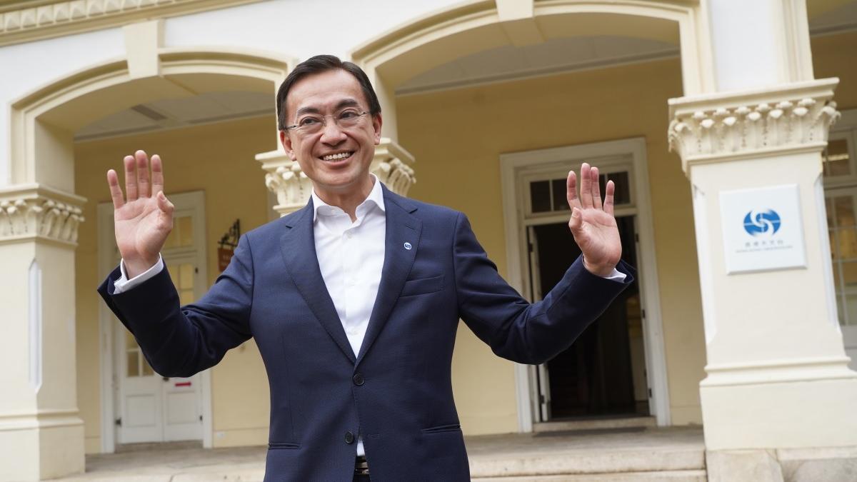 颱風小犬改發八號波撞正生日，岑智明話：「吸風台長重出江湖」。(資料圖片／陳奕釗攝)