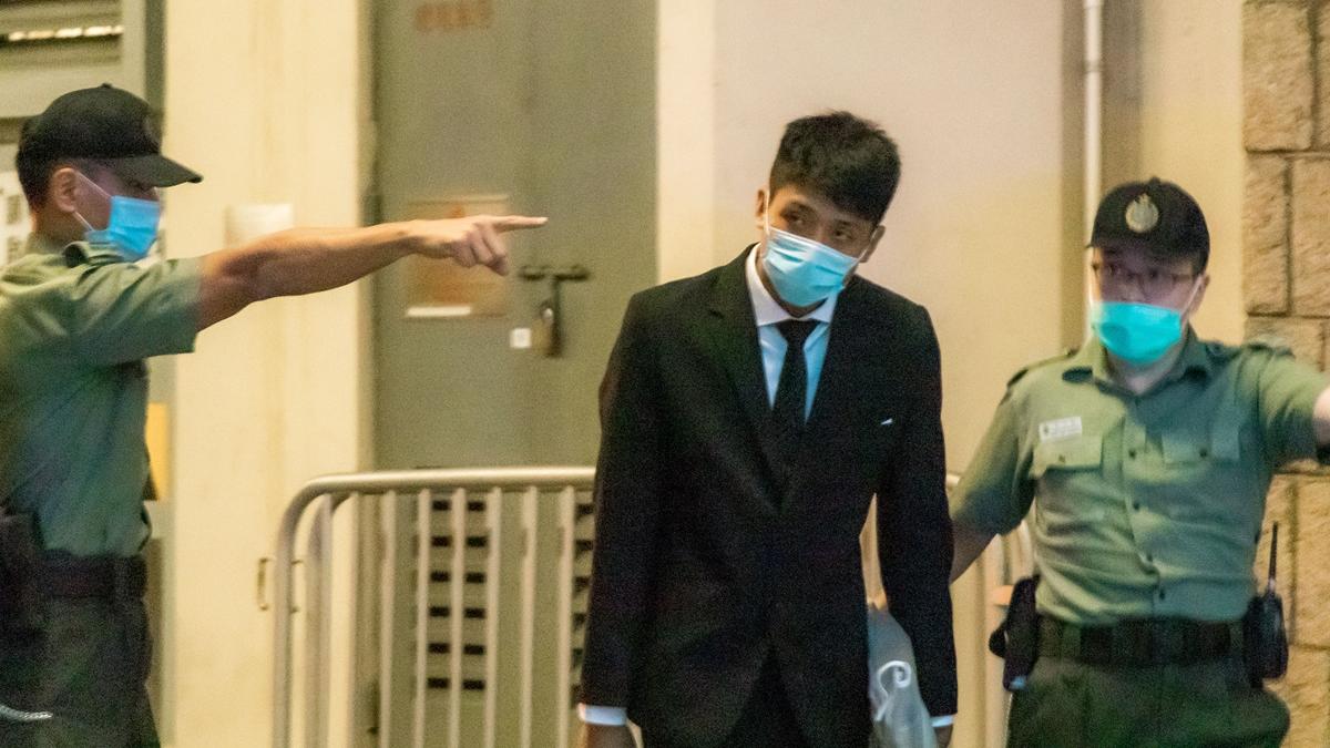 鄒家成被控一項「將未經授權的物品攜離監獄」罪。(資料圖片)