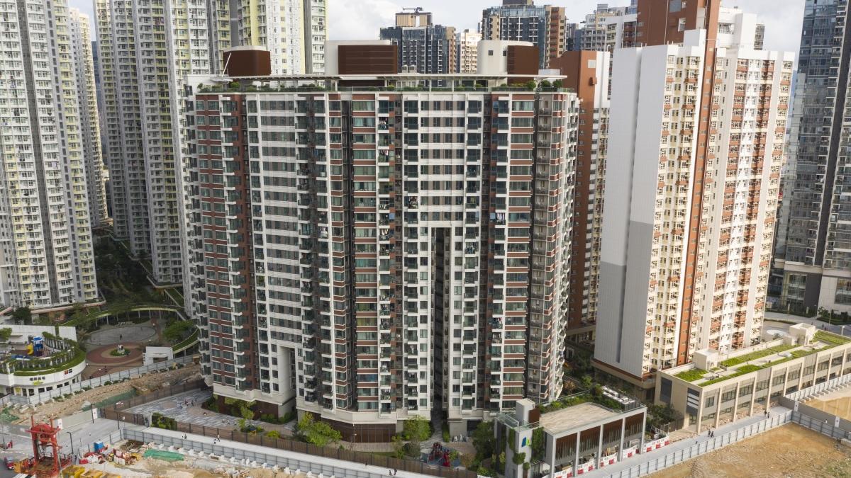 市建局的煥然壹居出現偽冒網站。(資料圖片)