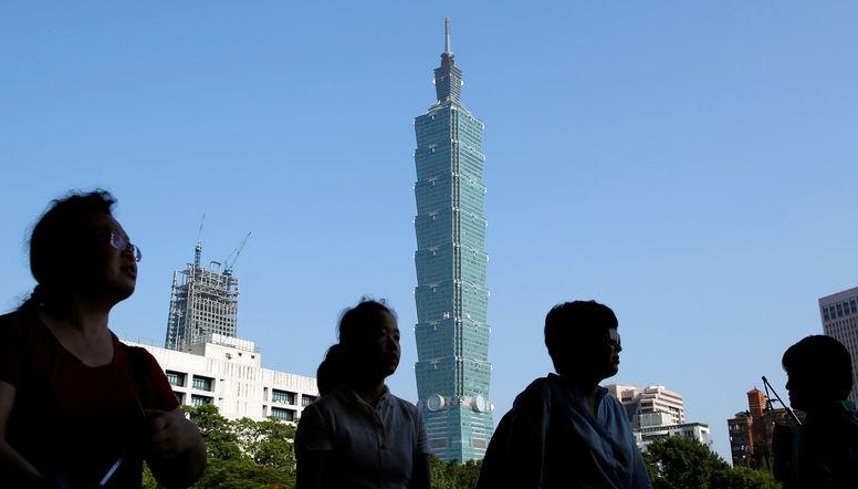 台灣陸委會：5年5萬港澳人士 獲准在台居留(路透社資料圖片)