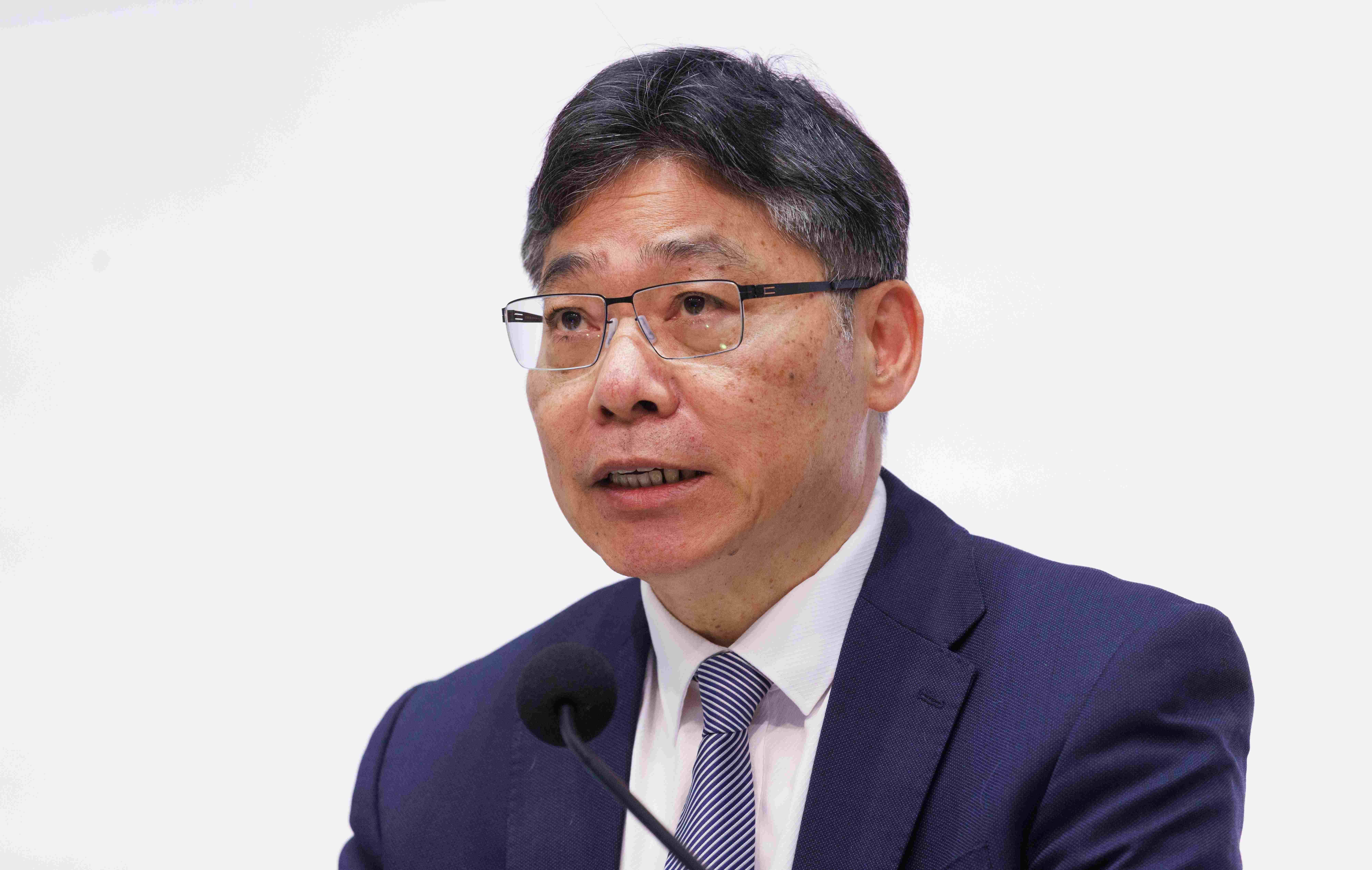 檢視8號風球以上港鐵露天路段停駛安排　林世雄：加上蓋不可取