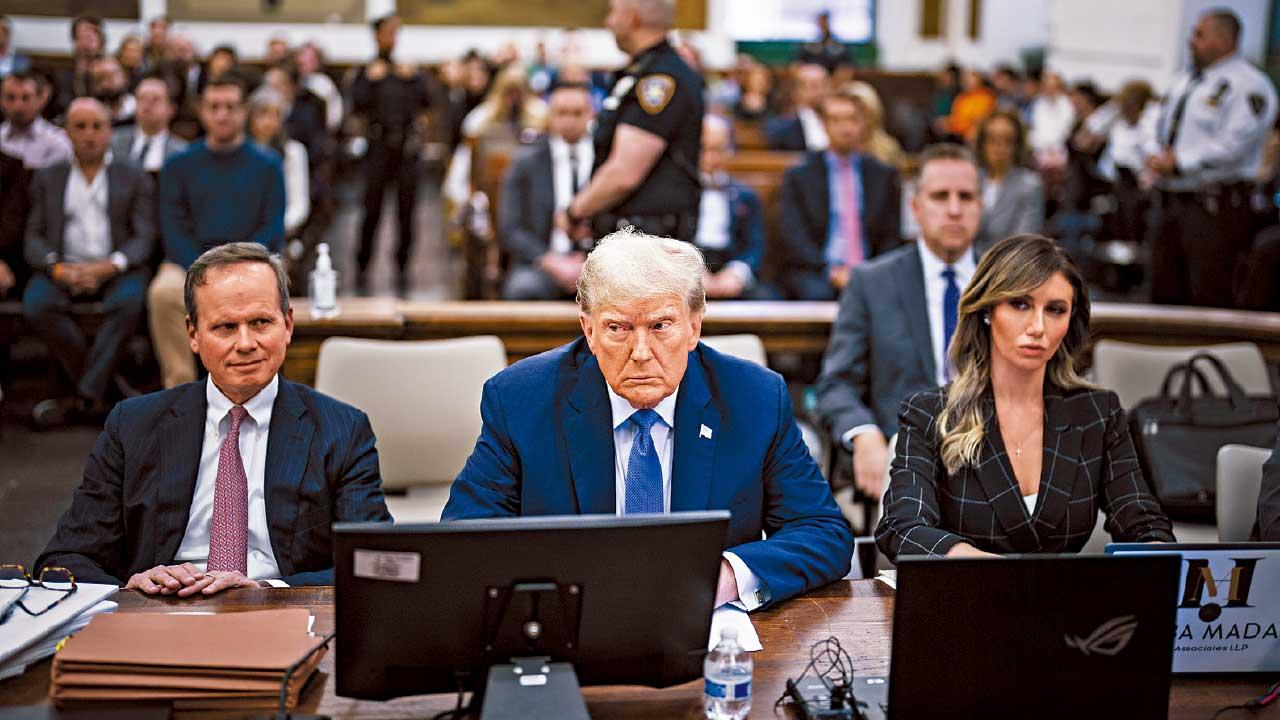 誇大資產案 鬧爆檢察長及法官 特朗普作供 法庭變政治騷