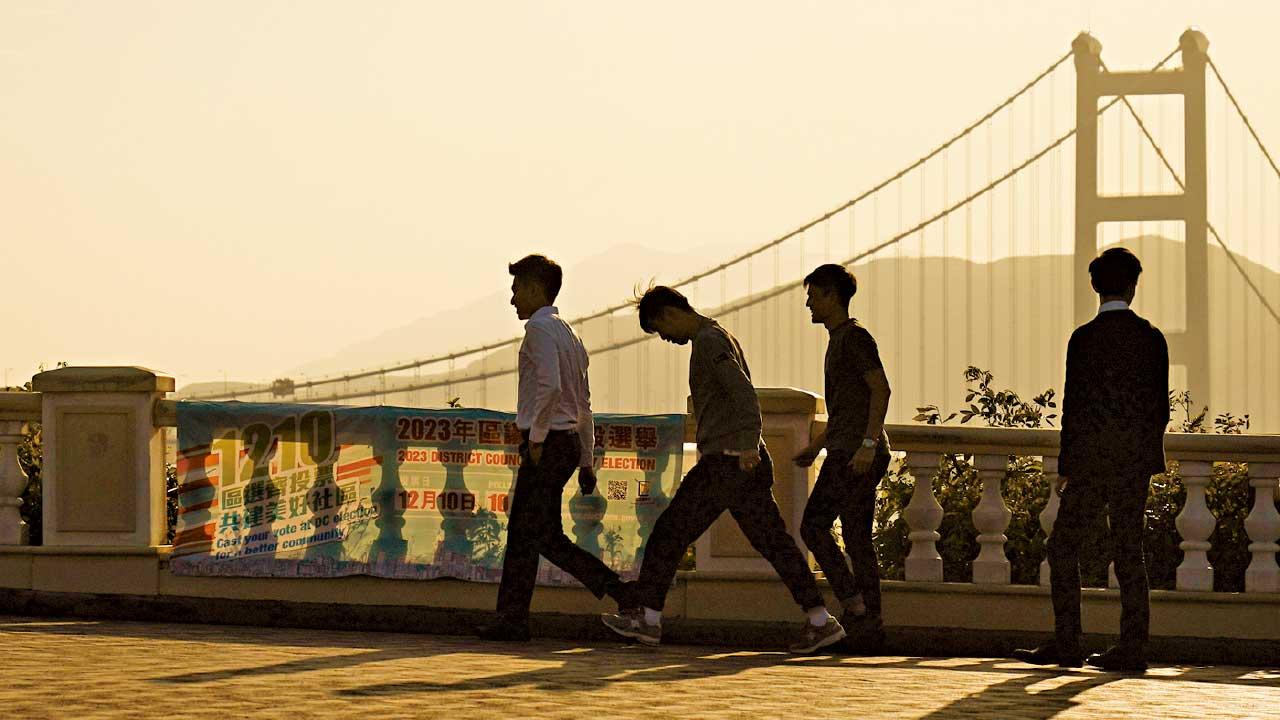  交通不便屬「雞與蛋」問題