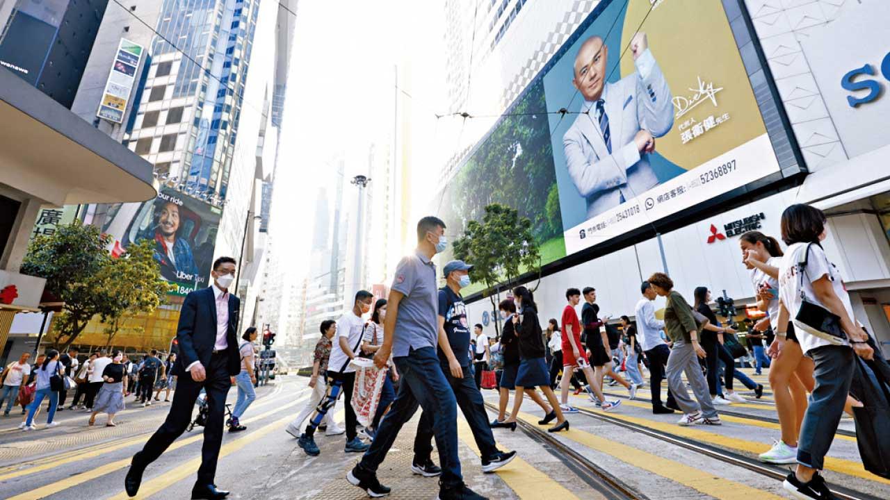 做個Work hard，Play hard上班族