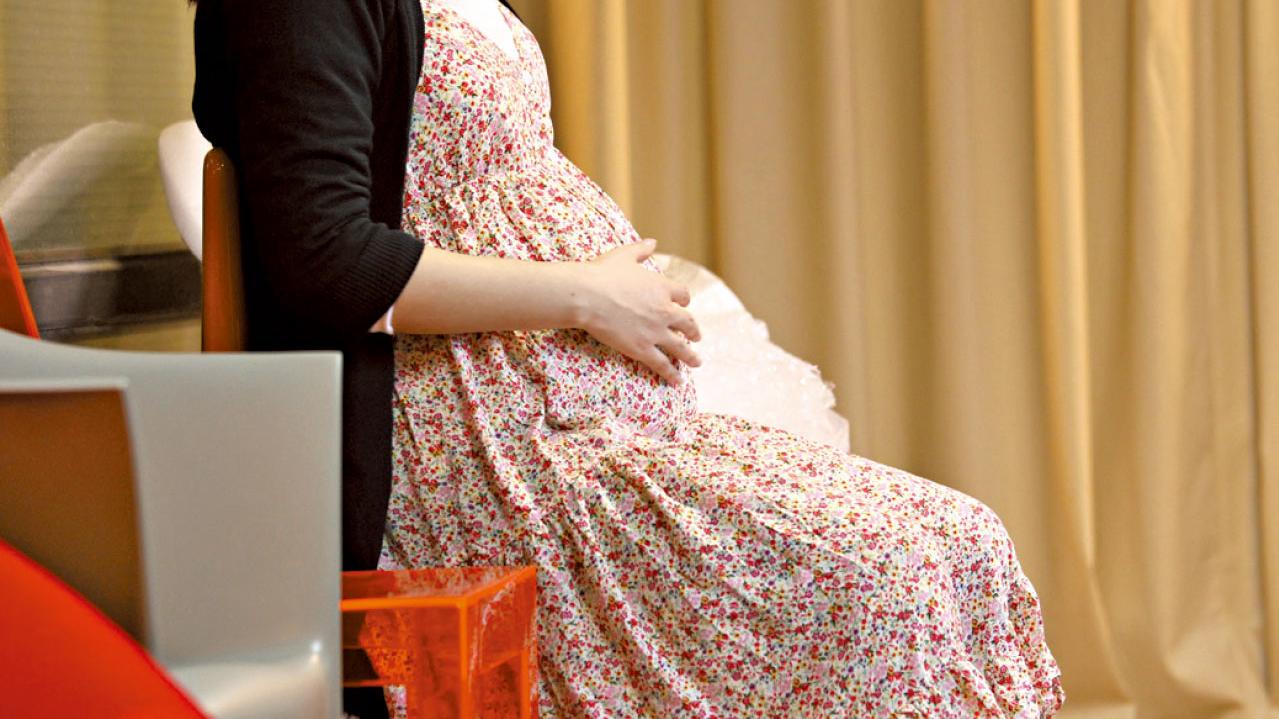 權貴去美國代母生子引發國安問題