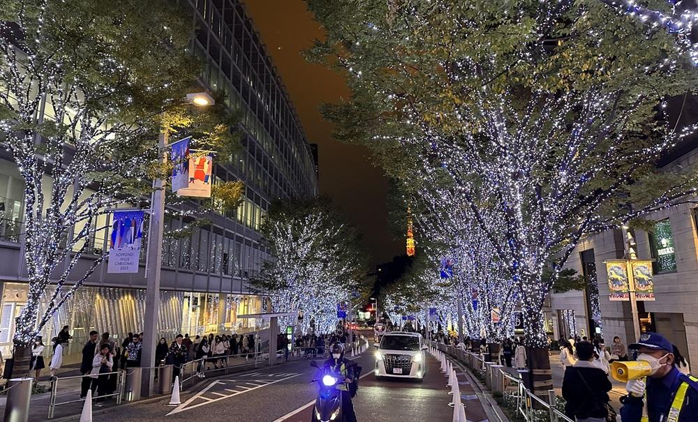 東京六本木的聖誕燈飾。(X)