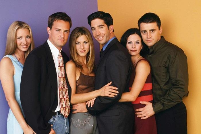 《老友記》演員出席艾美獎向Matthew Perry致敬