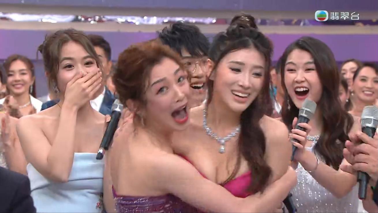 台慶2023｜郭珮文天然呆拎42萬 麥美恩找數攬實畫面彈彈下