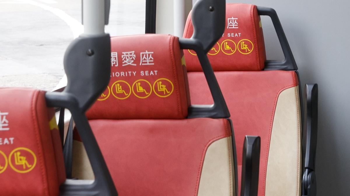 九巴將會為500部巴士增加多兩張關愛座。(資料圖片)