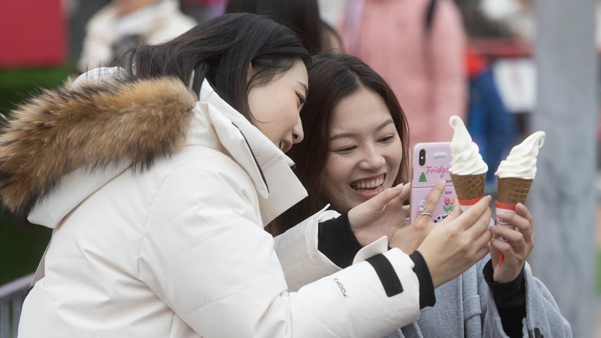 本港在冬至前夕天氣轉冷。(蘇文傑攝)