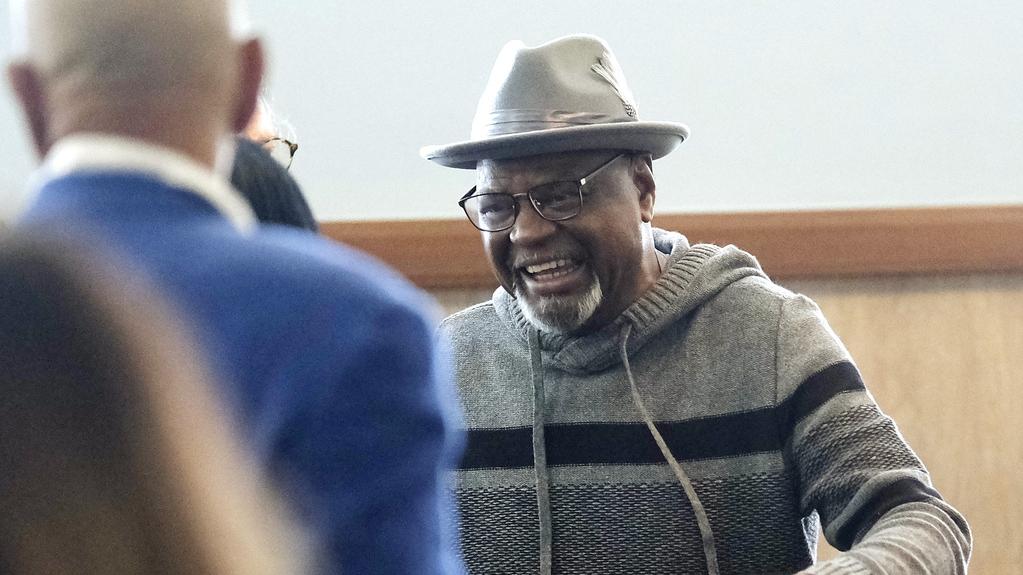 西蒙斯最終獲判無罪。(美聯社)